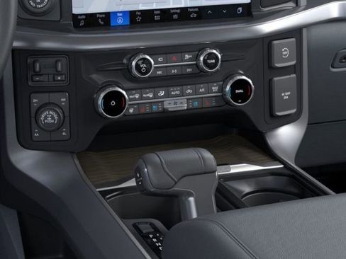 New 2025 Ford F150 Lariat w/ Equipment Group 501A Mid image 15