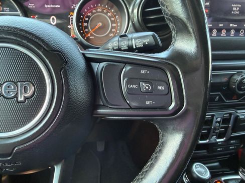 Used 2020 Jeep Wrangler Unlimited Sport AWD/4WD image 19