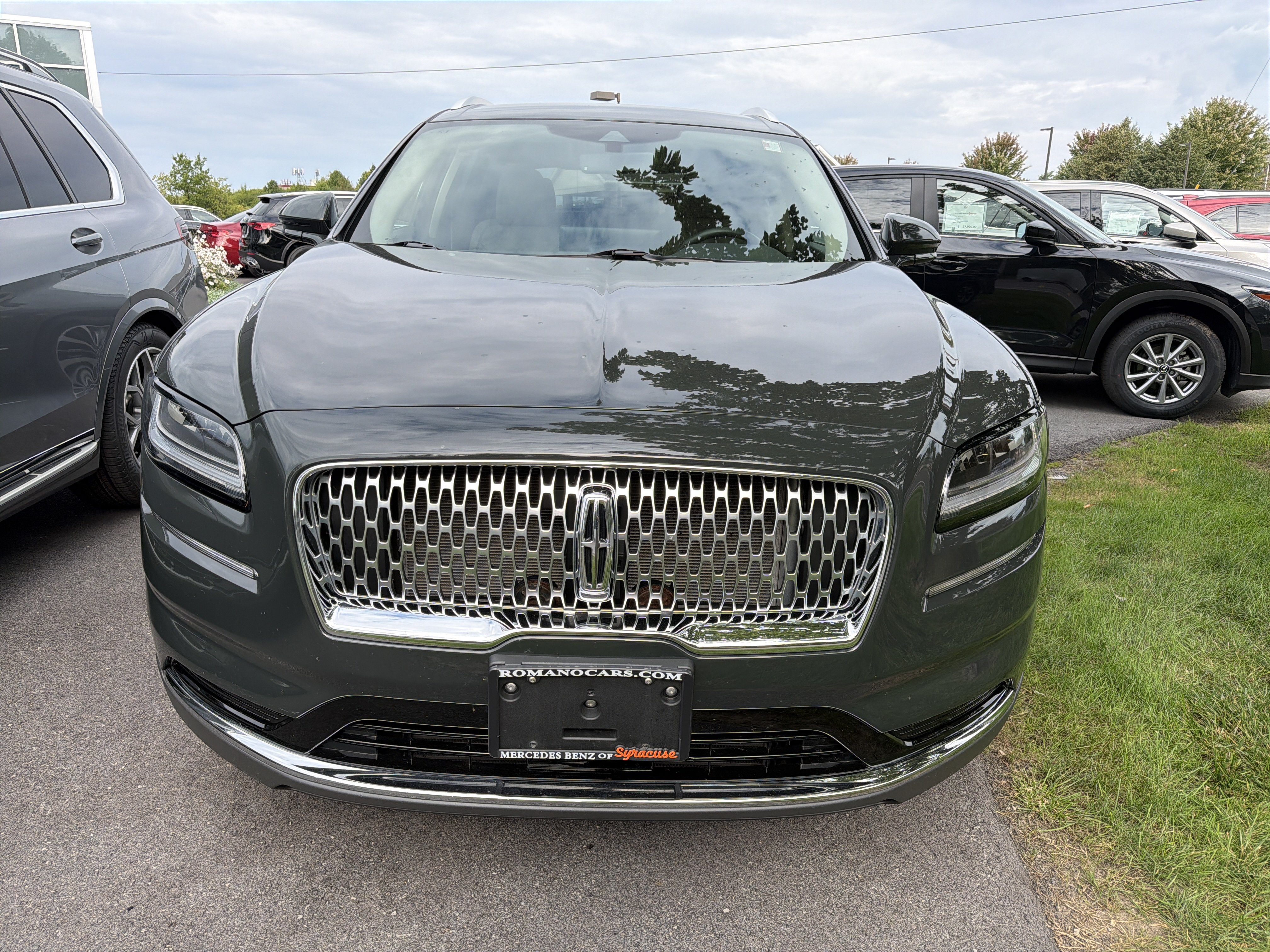 Used 2023 Lincoln Nautilus AWD w/ Premium Package image 3