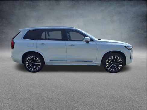 New 2026 Volvo XC90 T8 Ultra w/ Protection Package Premier AWD/4WD image 8