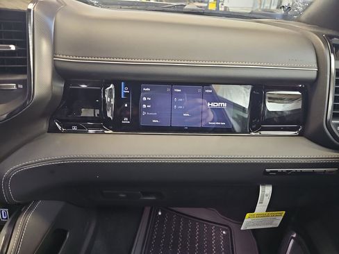 New 2026 RAM 3500 Limited image 31