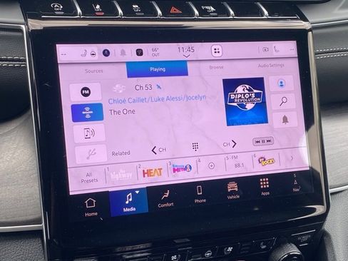 New 2025 Jeep Grand Cherokee L Limited w/ Luxury Tech Group II image 21