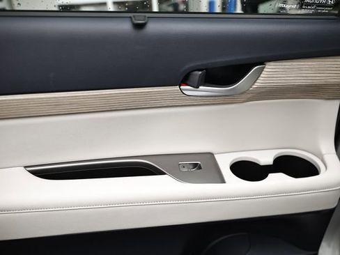 Used 2021 Hyundai Palisade SEL w/ Premium Package image 24