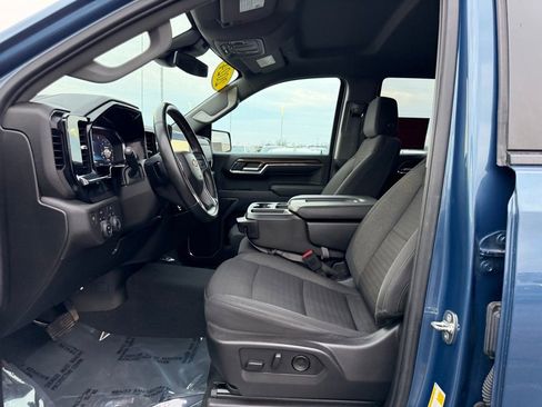 Used 2024 Chevrolet Silverado 1500 LT image 12