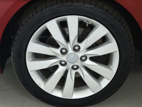 Used 2010 Kia Forte SX image 38