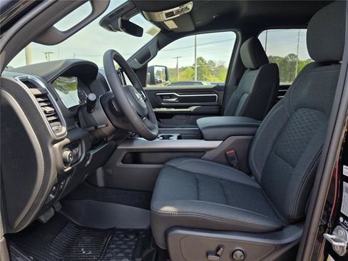 New 2026 RAM 1500 Big Horn AWD/4WD image 25