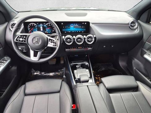 Used 2023 Mercedes-Benz GLA 250 image 17
