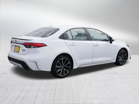 Used 2020 Toyota Corolla XSE FWD image 7
