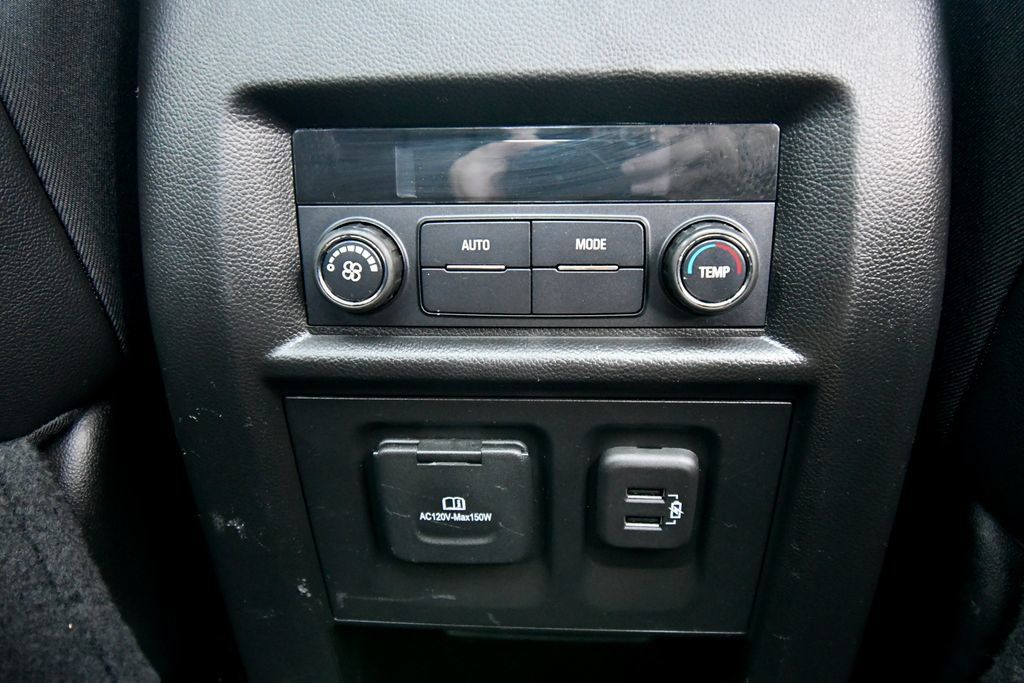 Used 2023 Chevrolet Traverse RS w/ LPO, Floor Liner Package AWD/4WD image 20