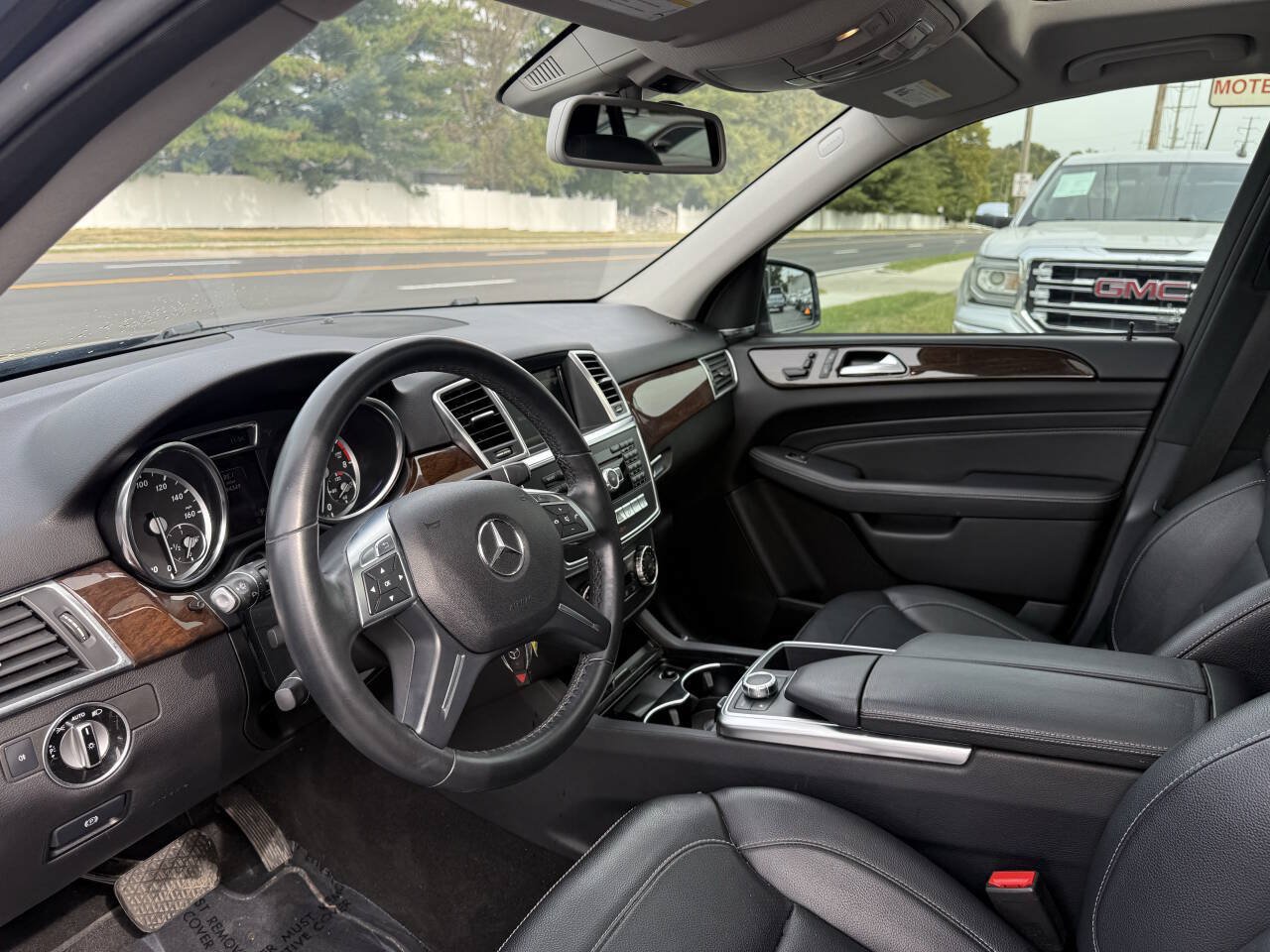 Used 2014 Mercedes-Benz ML 350 4MATIC image 16