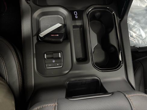 New 2026 GMC Sierra 2500 AT4 image 21