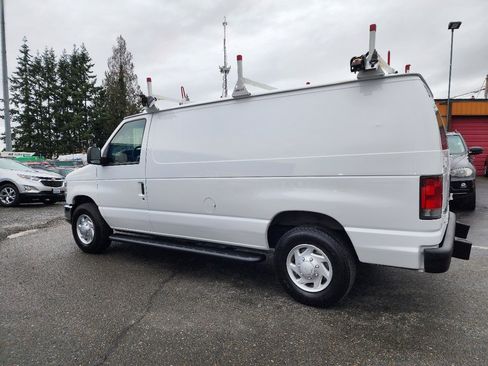 Used 2014 Ford E-250 and Econoline 250 E-250 w/ Power Group image 10
