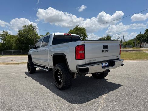 Used 2014 GMC Sierra 1500 SLT w/ All-Terrain Package AWD/4WD image 5
