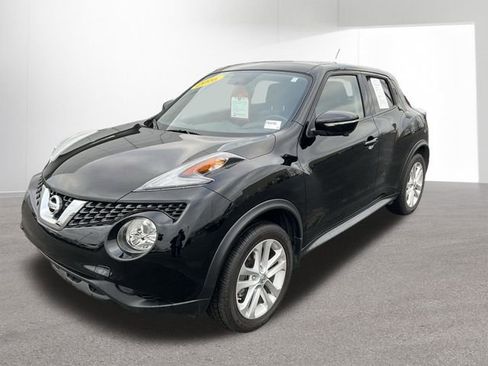 Used 2016 Nissan Juke SL image 2