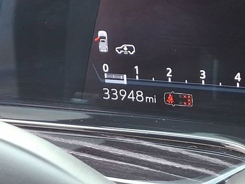 Used 2023 Cadillac Escalade Sport w/ Touring Package image 21