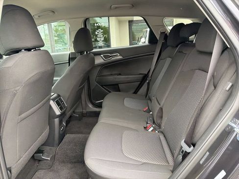 Used 2026 Kia Sportage LX w/ LX Convenience Package AWD/4WD image 18