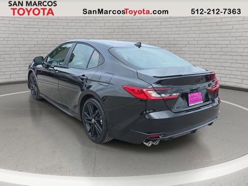 New 2026 Toyota Camry Hybrid image 7