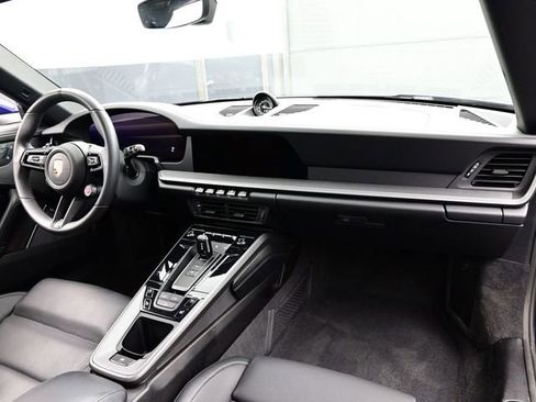 Certified 2025 Porsche 911 Carrera image 13