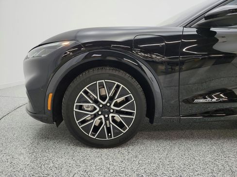 Used 2024 Ford Mustang Mach-E Premium image 21