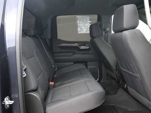 Used 2023 Chevrolet Silverado 1500 LT image 11