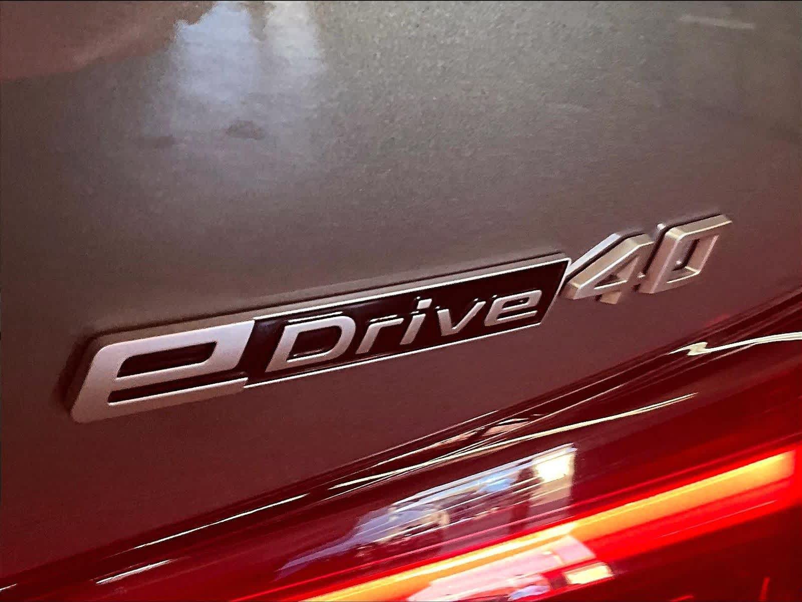 Used 2024 BMW i4 eDrive40 w/ Convenience Package RWD image 11