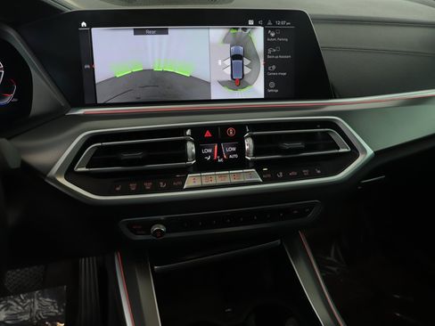Used 2021 BMW X5 sDrive40i w/ Premium Package 2 RWD image 12