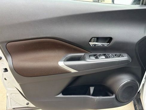 Used 2024 Nissan Kicks SR image 23