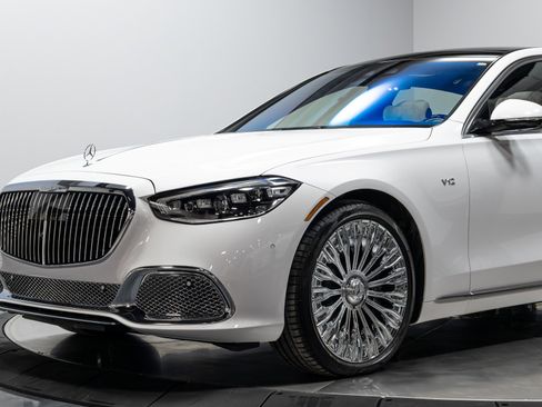 Used 2024 Mercedes-Benz Maybach S 680 4MATIC image 4