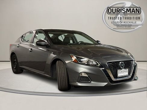 Used 2020 Nissan Altima 2.5 S FWD image 1