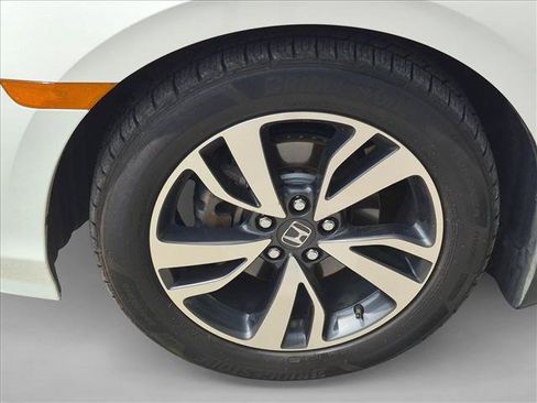 Used 2024 Honda Odyssey Touring image 23