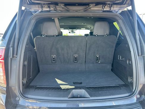 Used 2022 Chevrolet Tahoe LT w/ Luxury Package AWD/4WD image 29