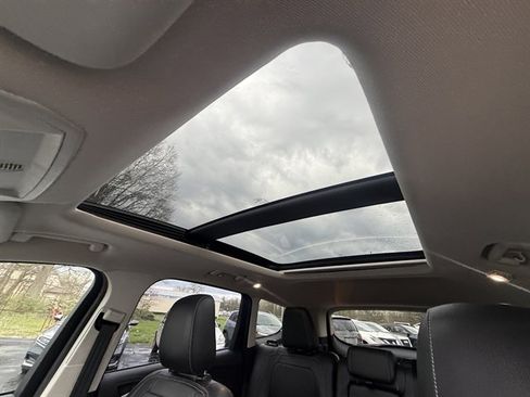 Used 2018 Ford Escape SEL image 20