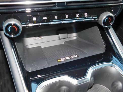 New 2026 Chevrolet Traverse RS w/ LPO, Floor Liner Package FWD image 46