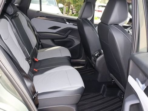 Certified 2026 Volkswagen Tiguan SE R-Line FWD image 19