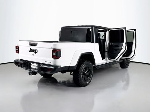 Used 2021 Jeep Gladiator Sport AWD/4WD image 27