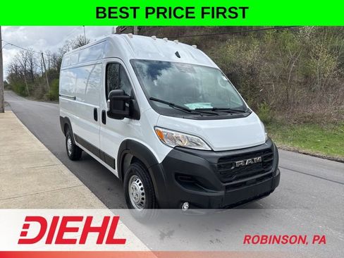 New 2026 RAM ProMaster 1500 w/ Convenience Group image 1