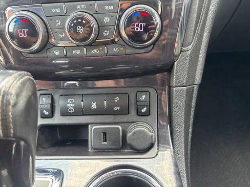 Used 2017 Buick Enclave Leather AWD/4WD image 15