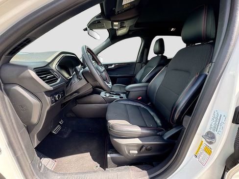 Used 2023 Ford Escape ST-Line w/ Tech Pack #1 FWD image 5
