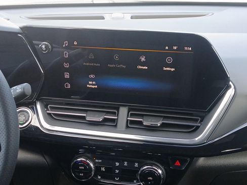 New 2026 Chevrolet Trax RS w/ Sunroof Package image 12