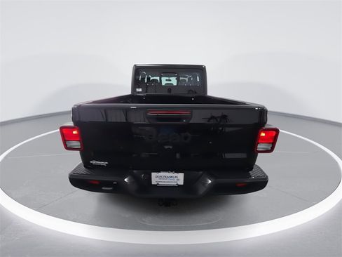 New 2026 Jeep Gladiator Sport image 7