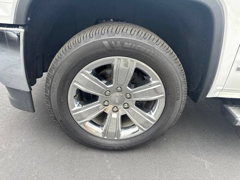 Used 2018 GMC Sierra 1500 SLT AWD/4WD image 24