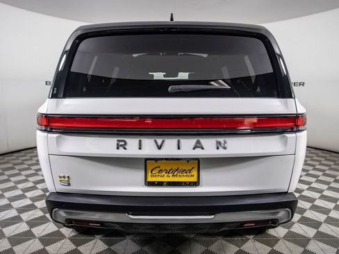 Used 2024 Rivian R1S Adventure AWD/4WD image 13