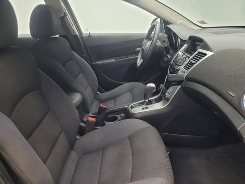 Used 2016 Chevrolet Cruze LT image 21