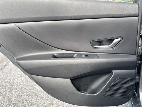 New 2026 Hyundai Elantra SE image 27