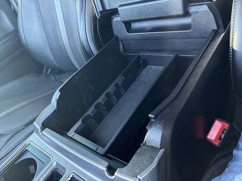 Used 2020 Ford F150 Platinum w/ Equipment Group 701A Luxury image 35