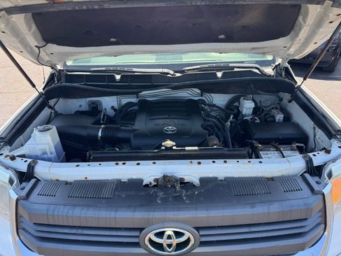 Used 2014 Toyota Tundra SR5 AWD/4WD image 24