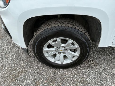 Used 2022 Chevrolet Colorado LT w/ Fleet Safety Package image 12