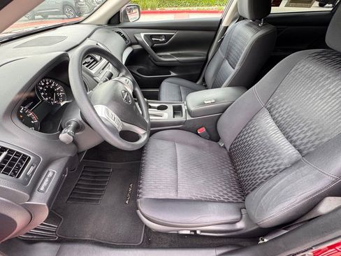 Used 2018 Nissan Altima 2.5 S w/ S Convenience Package image 11