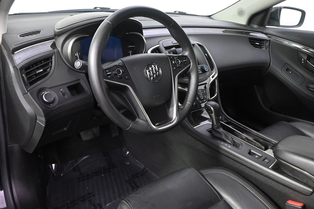 Used 2016 Buick LaCrosse Leather FWD image 11