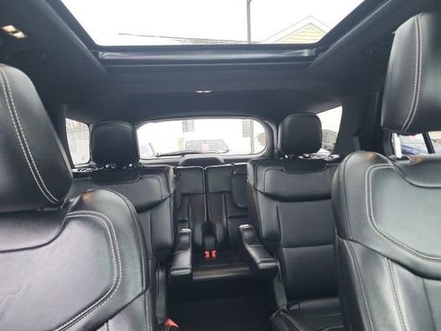 Used 2020 Ford Explorer ST w/ ST Street Pack image 12